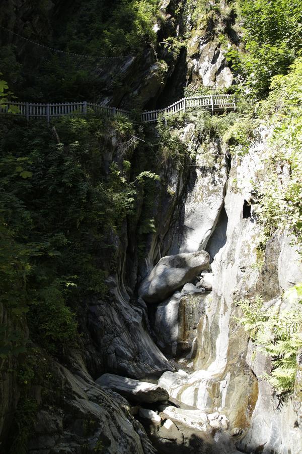 Вилла Lieu Secret Dans Les Alpes Suisses Le Tretien Экстерьер фото