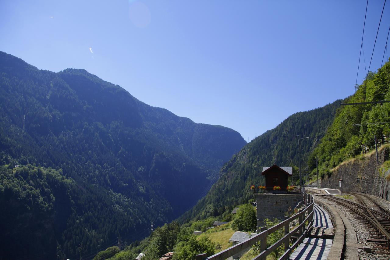 Вилла Lieu Secret Dans Les Alpes Suisses Le Tretien Экстерьер фото