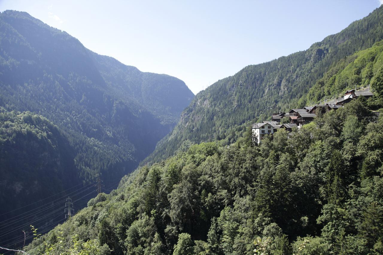 Вилла Lieu Secret Dans Les Alpes Suisses Le Tretien Экстерьер фото